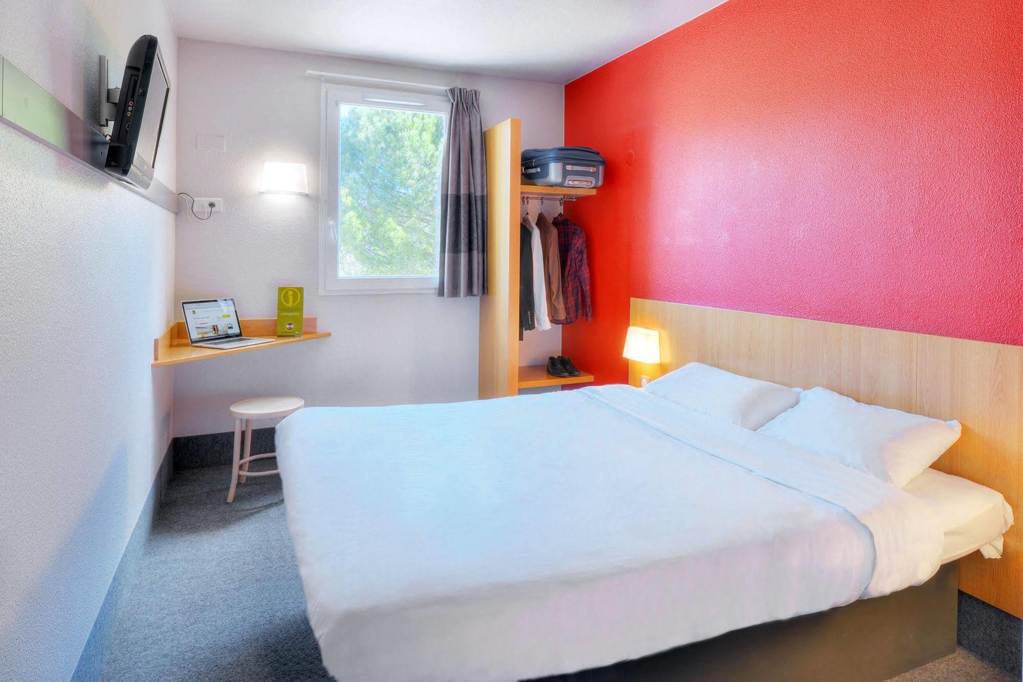 B&B Hotel Бриньоль Экстерьер фото